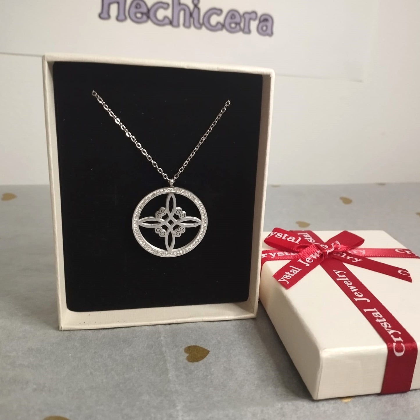 Collar Nudo de Bruja en Acero Inoxidable – Amuleto de Protección y Magia