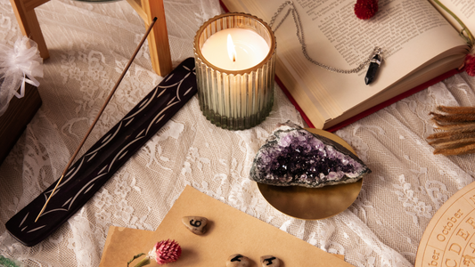 🕯️ Cómo crear tu altar espiritual en casa: energía, intención y conexión