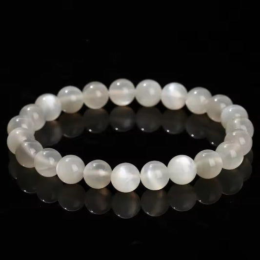 🌙 Pulsera de Piedra de Luna – Intuición, feminidad y equilibrio emocional